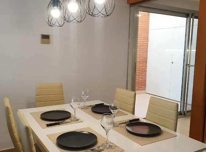 Con Piscina Privada